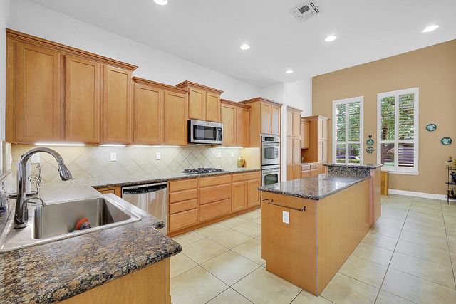 2661 Ingleton Ln, Sacramento, CA 95835