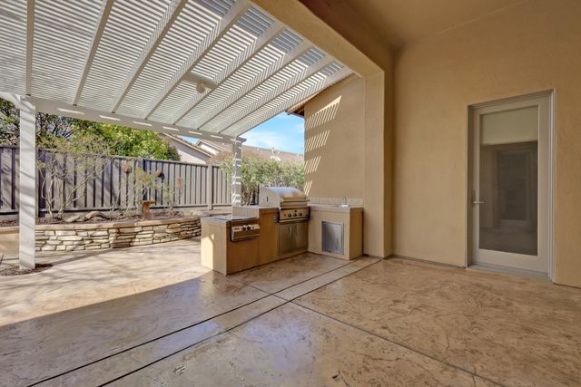 2661 Ingleton Ln, Sacramento, CA 95835