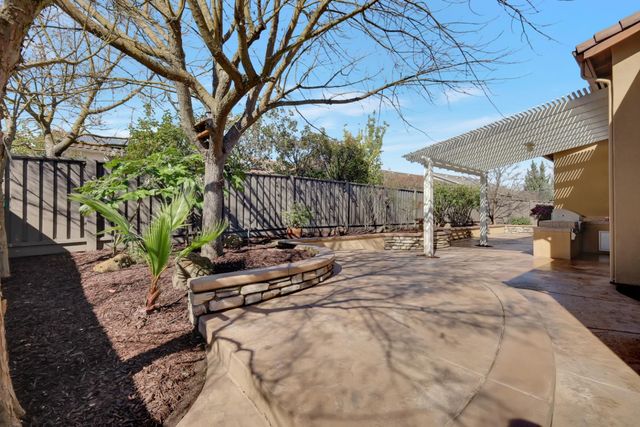 2661 Ingleton Ln, Sacramento, CA 95835
