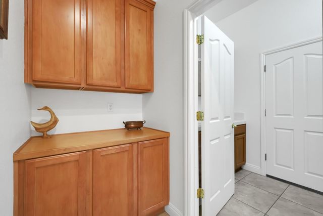 2661 Ingleton Ln, Sacramento, CA 95835