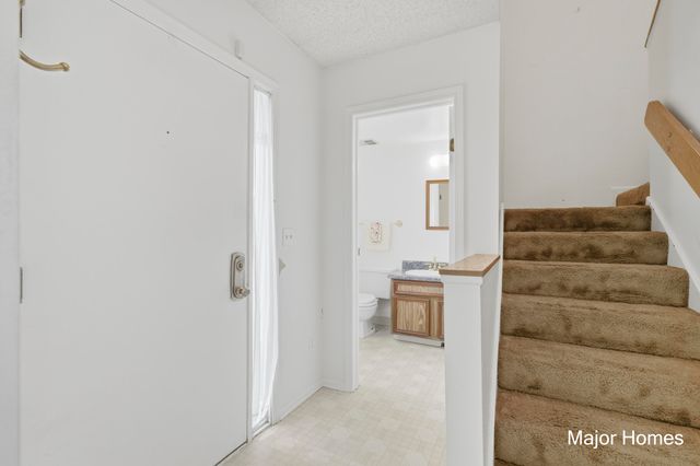 241 Heritage Commons Street Se, City Of Grand Rapids, MI 49503