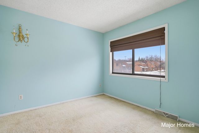 241 Heritage Commons Street Se, City Of Grand Rapids, MI 49503