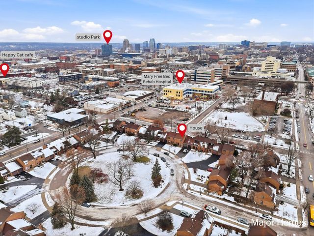 241 Heritage Commons Street Se, City Of Grand Rapids, MI 49503