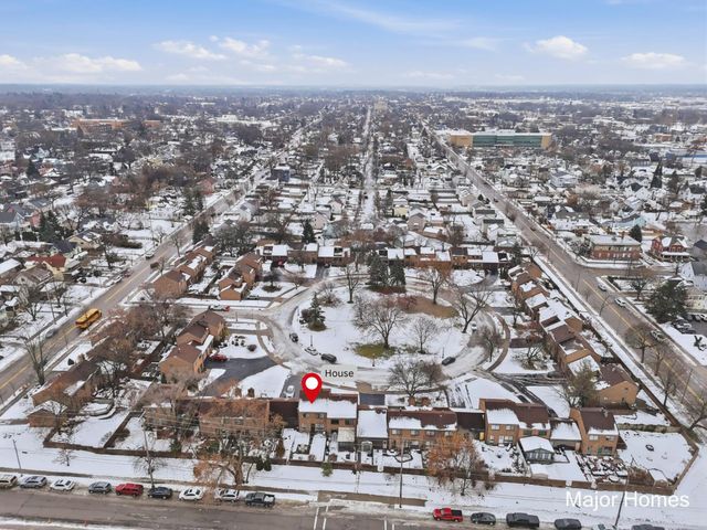 241 Heritage Commons Street Se, City Of Grand Rapids, MI 49503