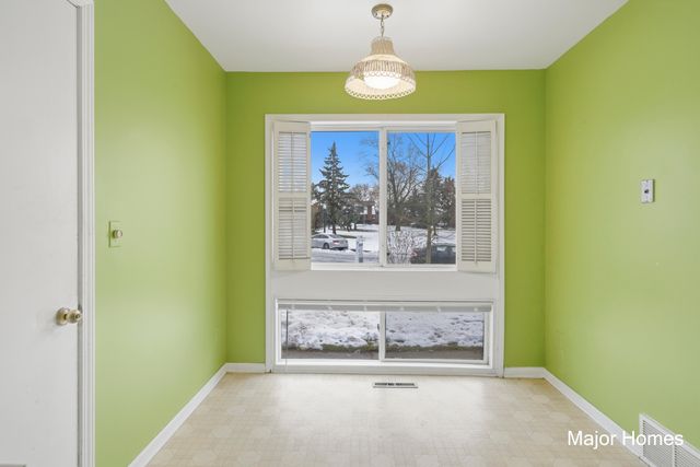 241 Heritage Commons Street Se, City Of Grand Rapids, MI 49503