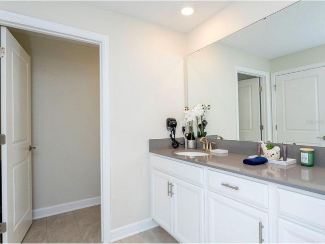 1176 CHALLENGE DRIVE, Davenport, FL 33896