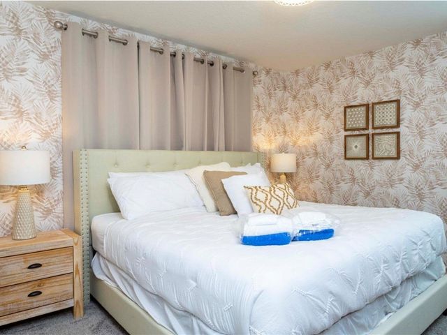 1176 CHALLENGE DRIVE, Davenport, FL 33896