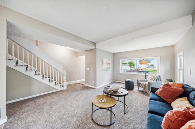 2433 16th Avenue S, Minneapolis, MN 55404