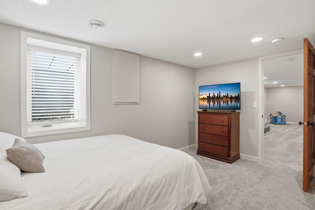 11016 Ewing Avenue S, Bloomington, MN 55431