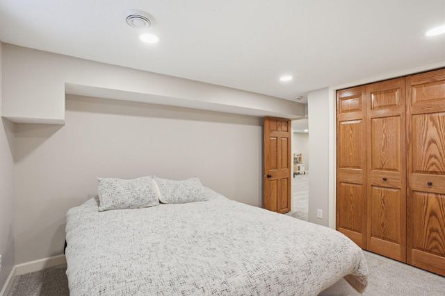 11016 Ewing Avenue S, Bloomington, MN 55431