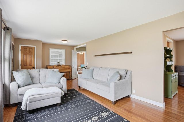 11016 Ewing Avenue S, Bloomington, MN 55431