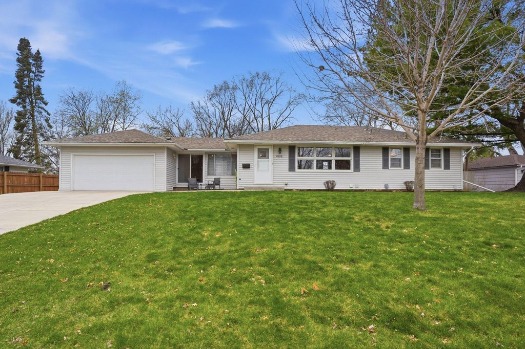 11016 Ewing Avenue S, Bloomington, MN 55431