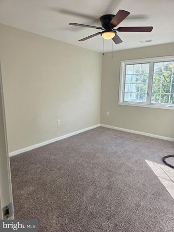 118 SYCAMORE RD, Harpers Ferry, WV 25425