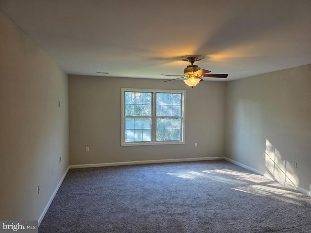 118 SYCAMORE RD, Harpers Ferry, WV 25425
