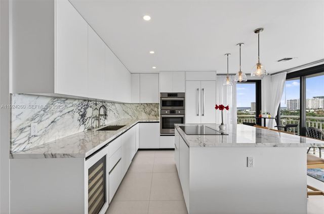 3100 NE 48th St 918, Fort Lauderdale, FL 33308