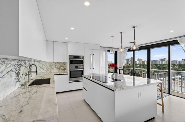 3100 NE 48th St 918, Fort Lauderdale, FL 33308