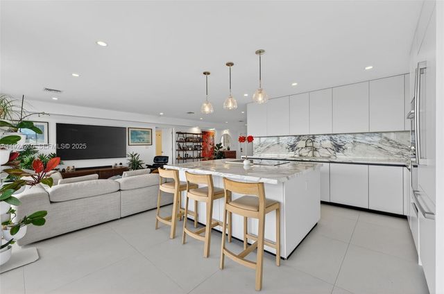 3100 NE 48th St 918, Fort Lauderdale, FL 33308