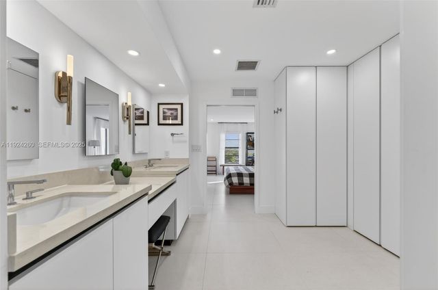 3100 NE 48th St 918, Fort Lauderdale, FL 33308