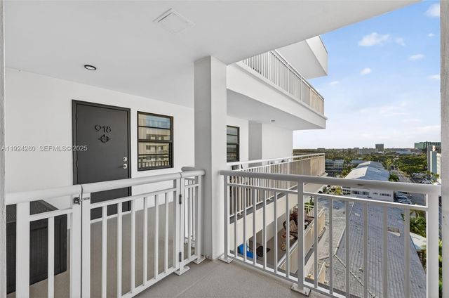 3100 NE 48th St 918, Fort Lauderdale, FL 33308