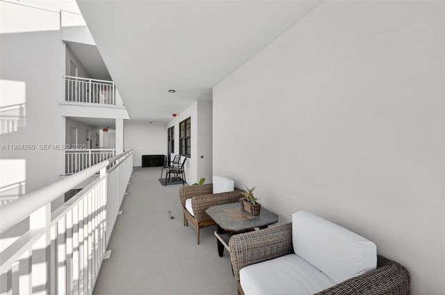 3100 NE 48th St 918, Fort Lauderdale, FL 33308