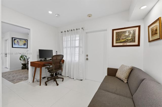 3100 NE 48th St 918, Fort Lauderdale, FL 33308