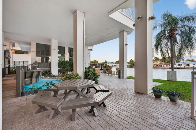 3100 NE 48th St 918, Fort Lauderdale, FL 33308