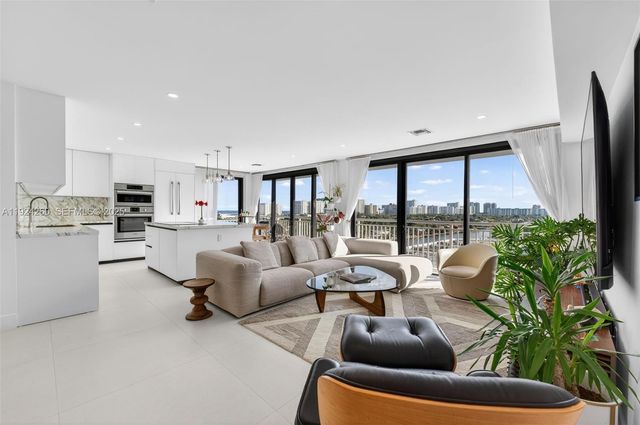 3100 NE 48th St 918, Fort Lauderdale, FL 33308