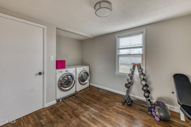 1120 Barber Road, Bristol, TN 37620