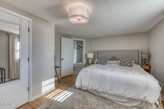 1120 Barber Road, Bristol, TN 37620