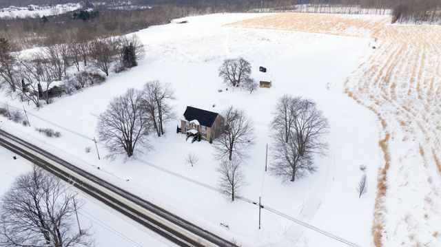 21798 STAR ROUTE 27 Route, Meadville, PA 16335