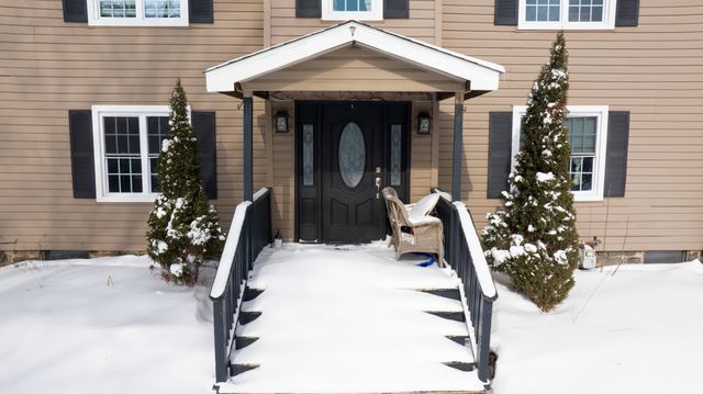 21798 STAR ROUTE 27 Route, Meadville, PA 16335