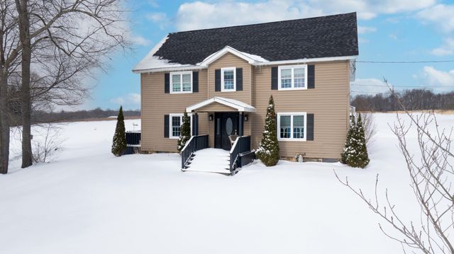 21798 STAR ROUTE 27 Route, Meadville, PA 16335