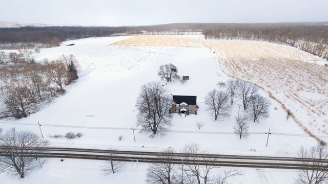 21798 STAR ROUTE 27 Route, Meadville, PA 16335