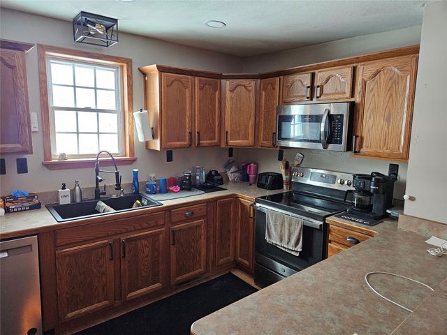 21798 STAR ROUTE 27 Route, Meadville, PA 16335