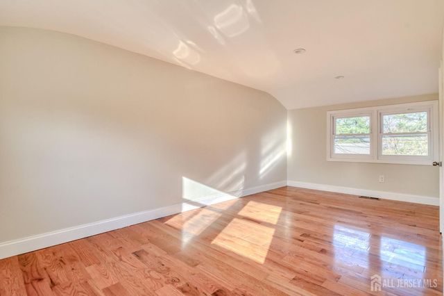 850 Mohill Place, Piscataway, NJ 08854