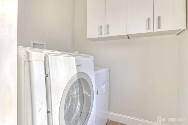 850 Mohill Place, Piscataway, NJ 08854