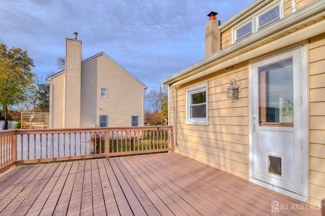 850 Mohill Place, Piscataway, NJ 08854