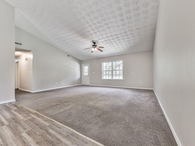 900 Everett Springs Road SW, Calhoun, GA 30701