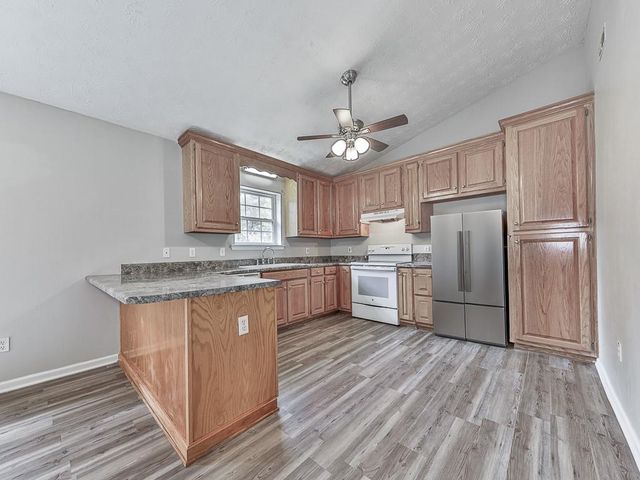 900 Everett Springs Road SW, Calhoun, GA 30701