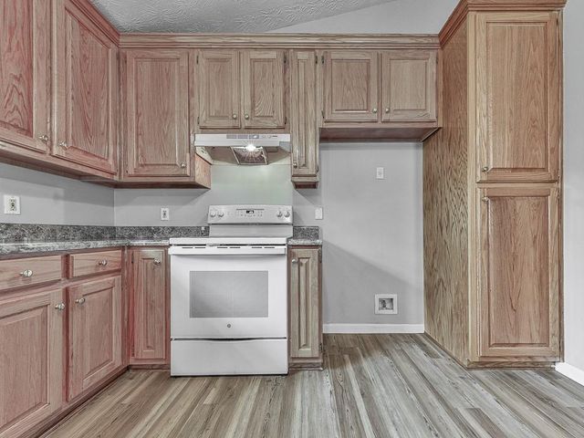 900 Everett Springs Road SW, Calhoun, GA 30701