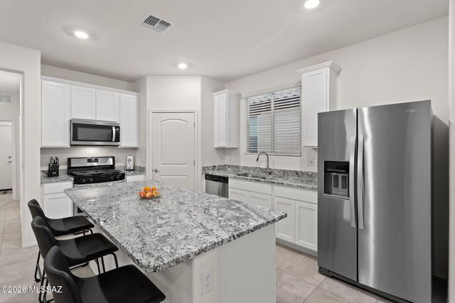 13166 E Iron Chief Drive, Tucson, AZ 85747