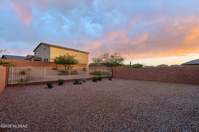 13166 E Iron Chief Drive, Tucson, AZ 85747