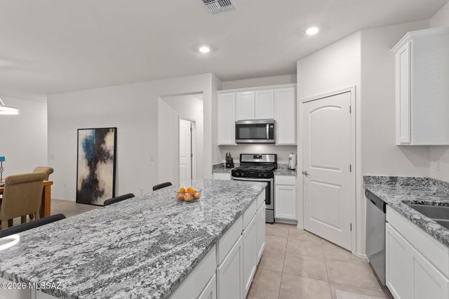 13166 E Iron Chief Drive, Tucson, AZ 85747