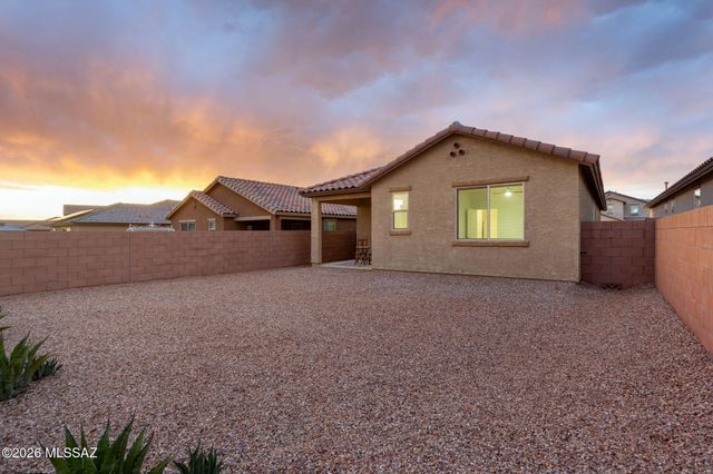 13166 E Iron Chief Drive, Tucson, AZ 85747