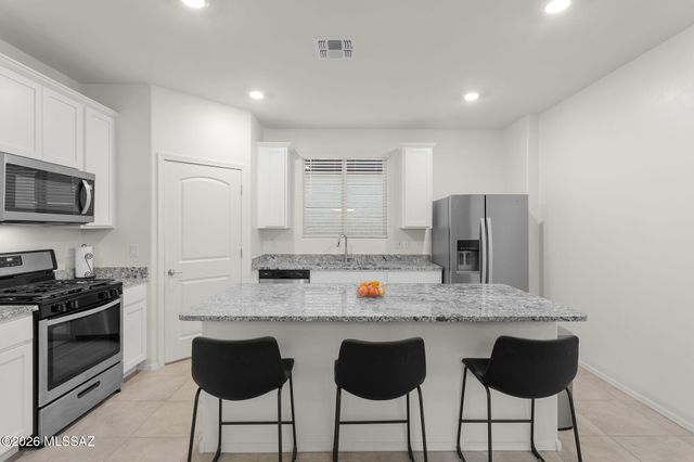 13166 E Iron Chief Drive, Tucson, AZ 85747