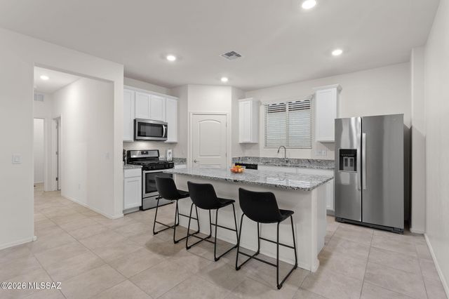 13166 E Iron Chief Drive, Tucson, AZ 85747