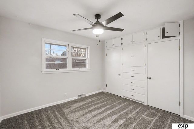 7923 Harney Street, Omaha, NE 68114