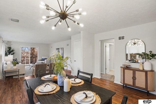 7923 Harney Street, Omaha, NE 68114