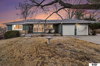 7923 Harney Street, Omaha, NE 68114