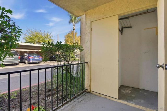 525 N Beech St 23, Escondido, CA 92025